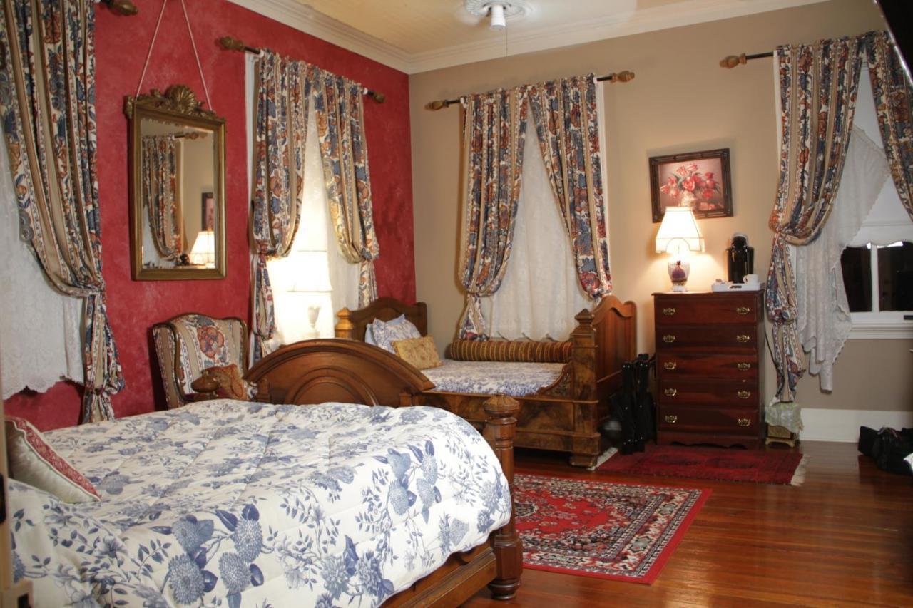 Flowertown Bed And Breakfast Саммервилл Экстерьер фото