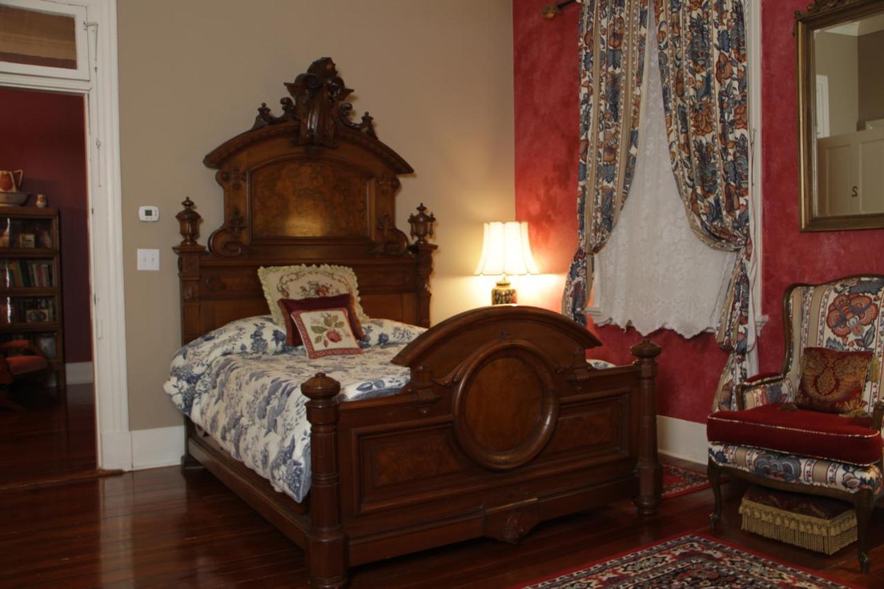 Flowertown Bed And Breakfast Саммервилл Экстерьер фото