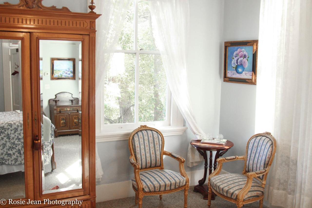 Flowertown Bed And Breakfast Саммервилл Экстерьер фото