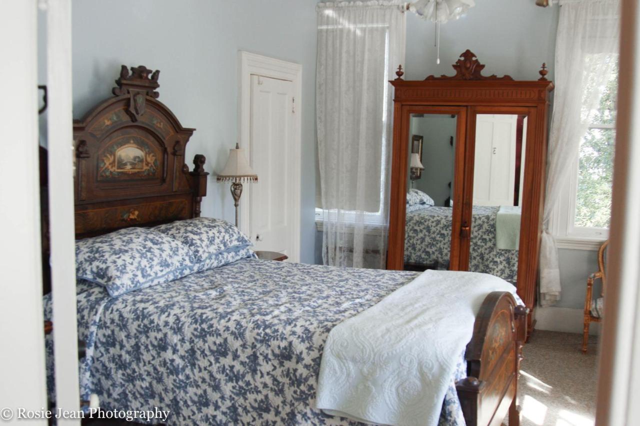 Flowertown Bed And Breakfast Саммервилл Экстерьер фото